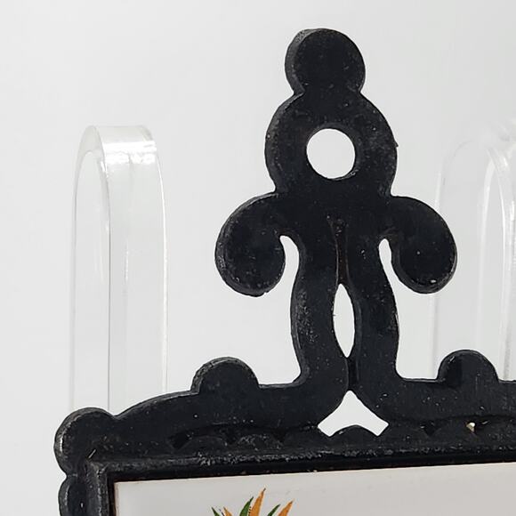 Vintage 1970s Pineapple & Lemonade Pitcher Cast Iron Trivet Retro Kitchen Decor - Picture 7 of 8